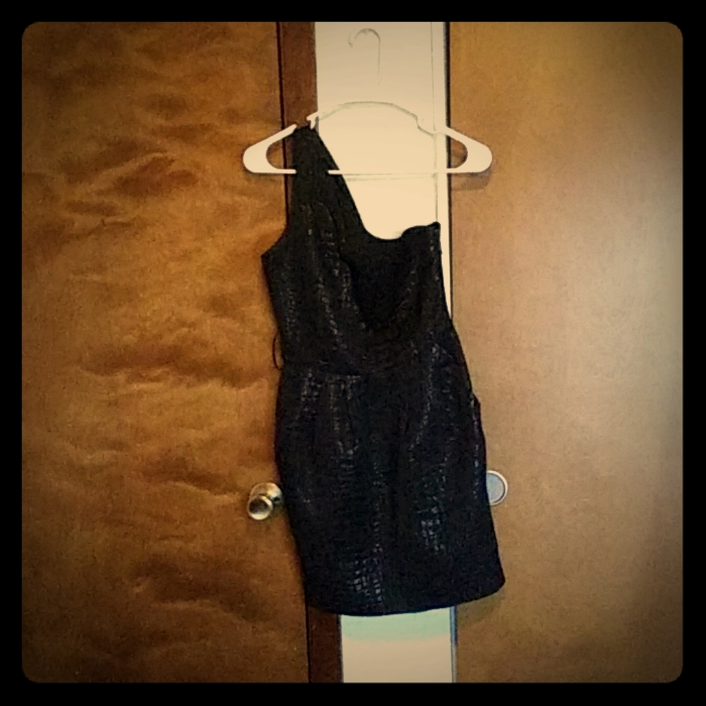 Black Dress Half shoulder. Very cute